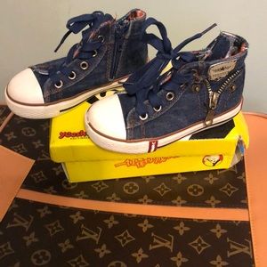 BNIB YEESHOW DENIM HIGHTOP SNEAKERS 👟. Super cool